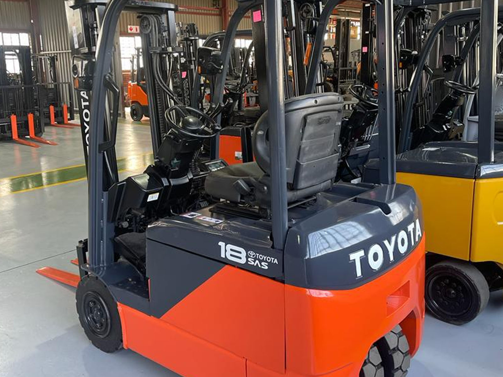 electric diesel and petrol forklifts